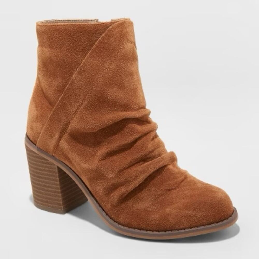 Size 6 Universal Thread Liddie Slouch Faux Suede Ankle Boots Heel Cognac Brown